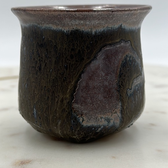 Signed Bonnie Staffel Iridescent Glaze Pottery Clay Cup - Picture 3 of 16